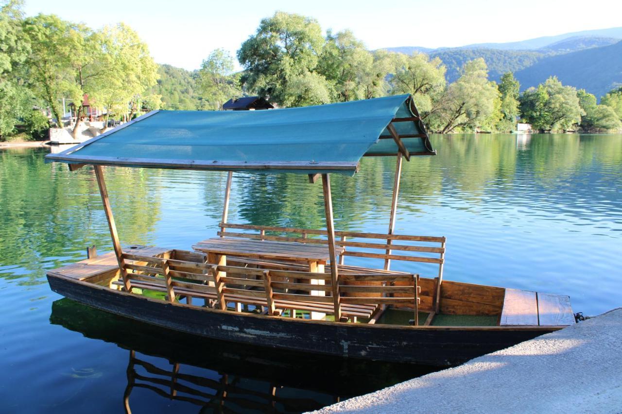 Am Una Lux House Bihac Luaran gambar
