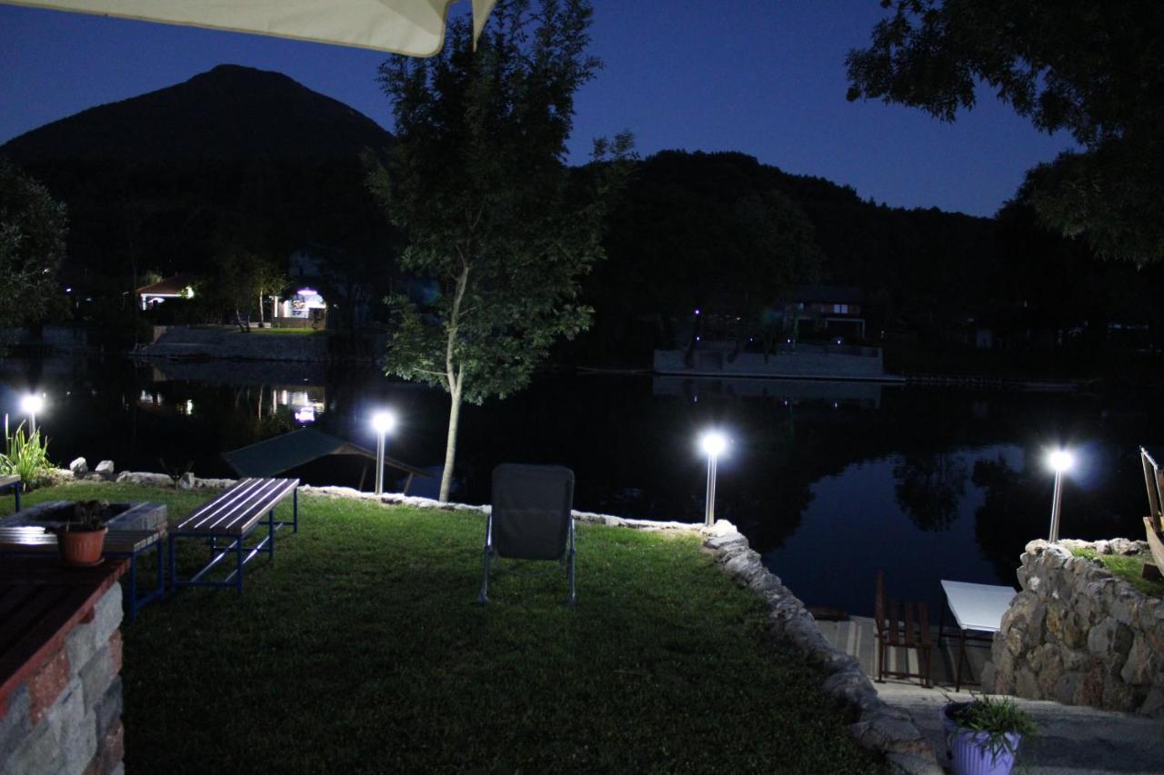 Am Una Lux House Bihac Luaran gambar