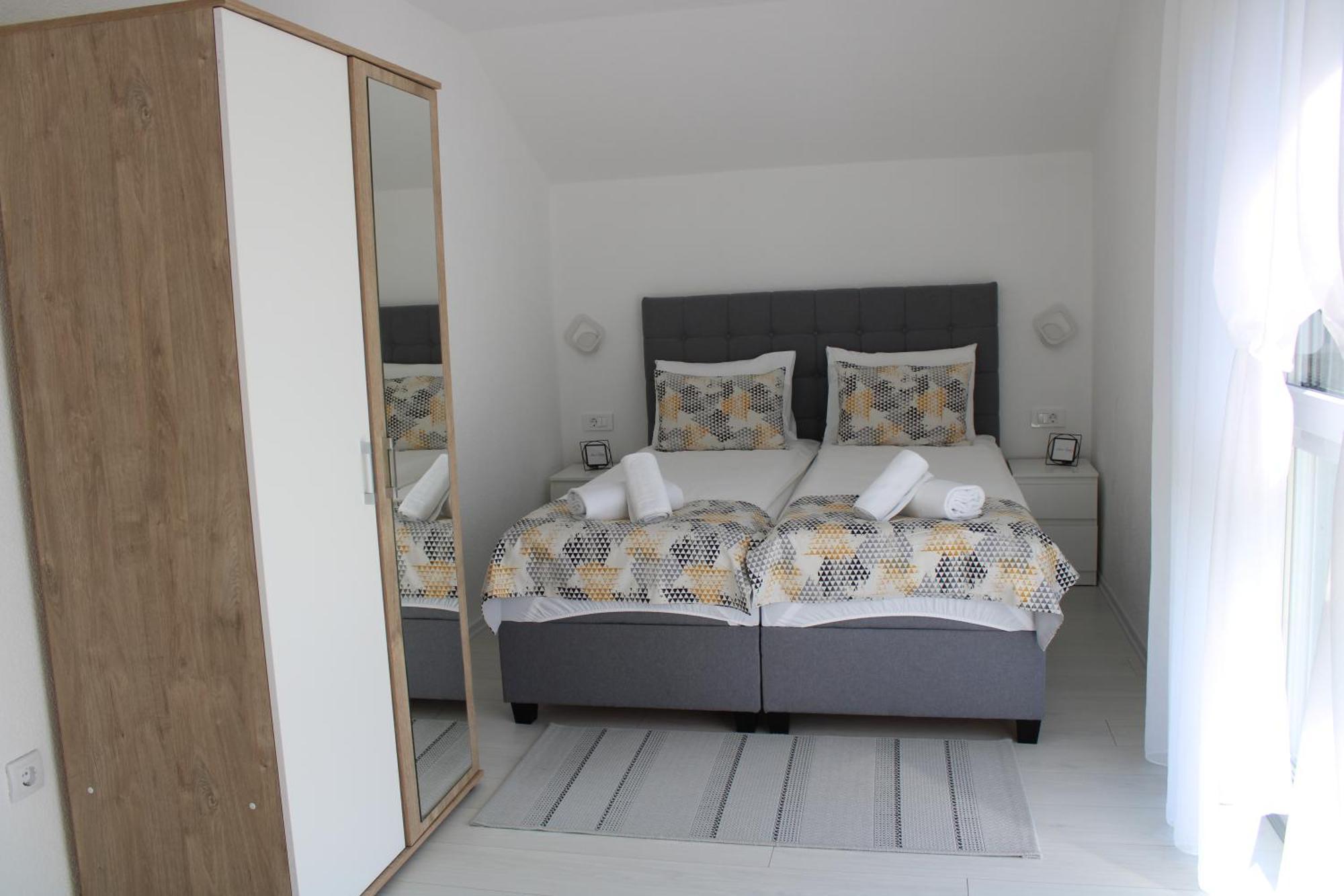 Am Una Lux House Bihac Luaran gambar