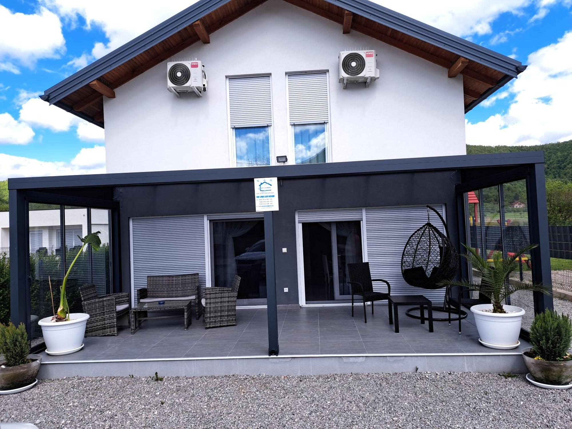 Am Una Lux House Bihac Luaran gambar