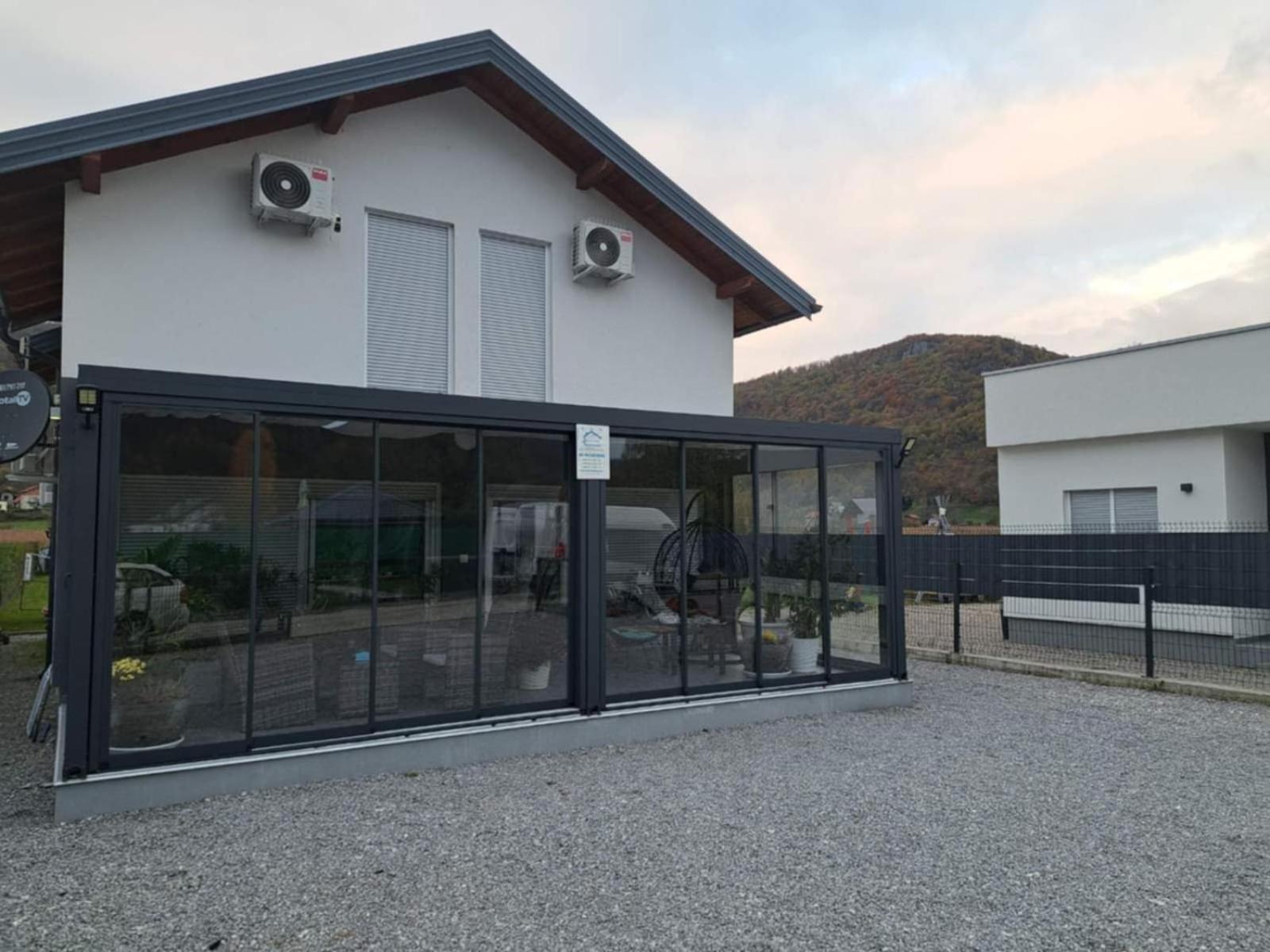 Am Una Lux House Bihac Luaran gambar