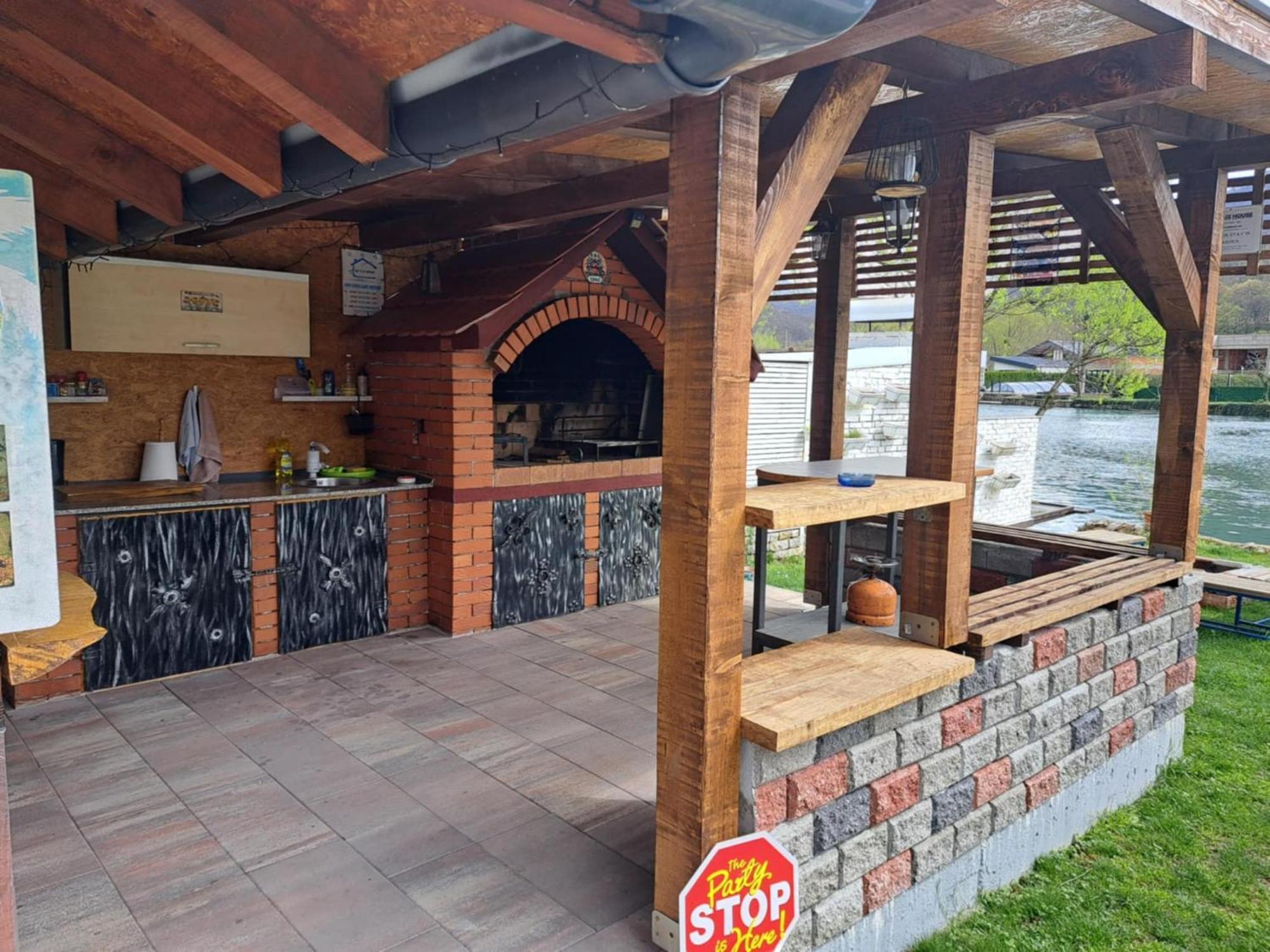 Am Una Lux House Bihac Luaran gambar