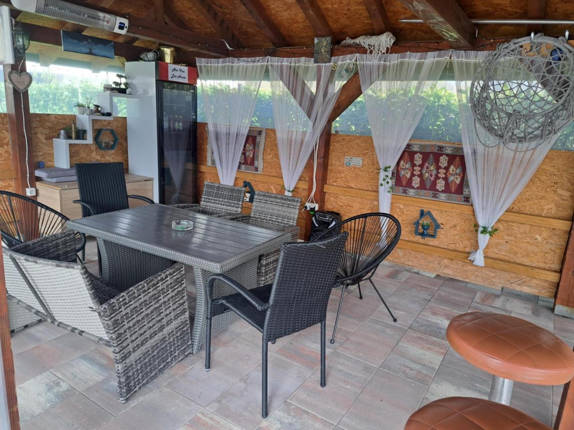 Am Una Lux House Bihac Luaran gambar